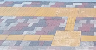 Купить тактильную бетонную плитку по цене от 725 руб. в Махачкале