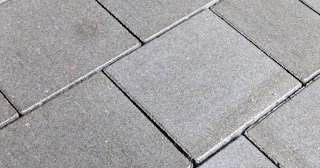 Гранитная брусчатка для дорожек и площадок в Махачкале в октябре