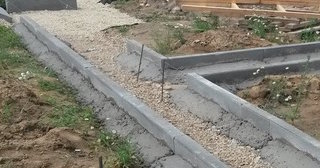 Установка бордюров для плитки в Махачкале в октябре